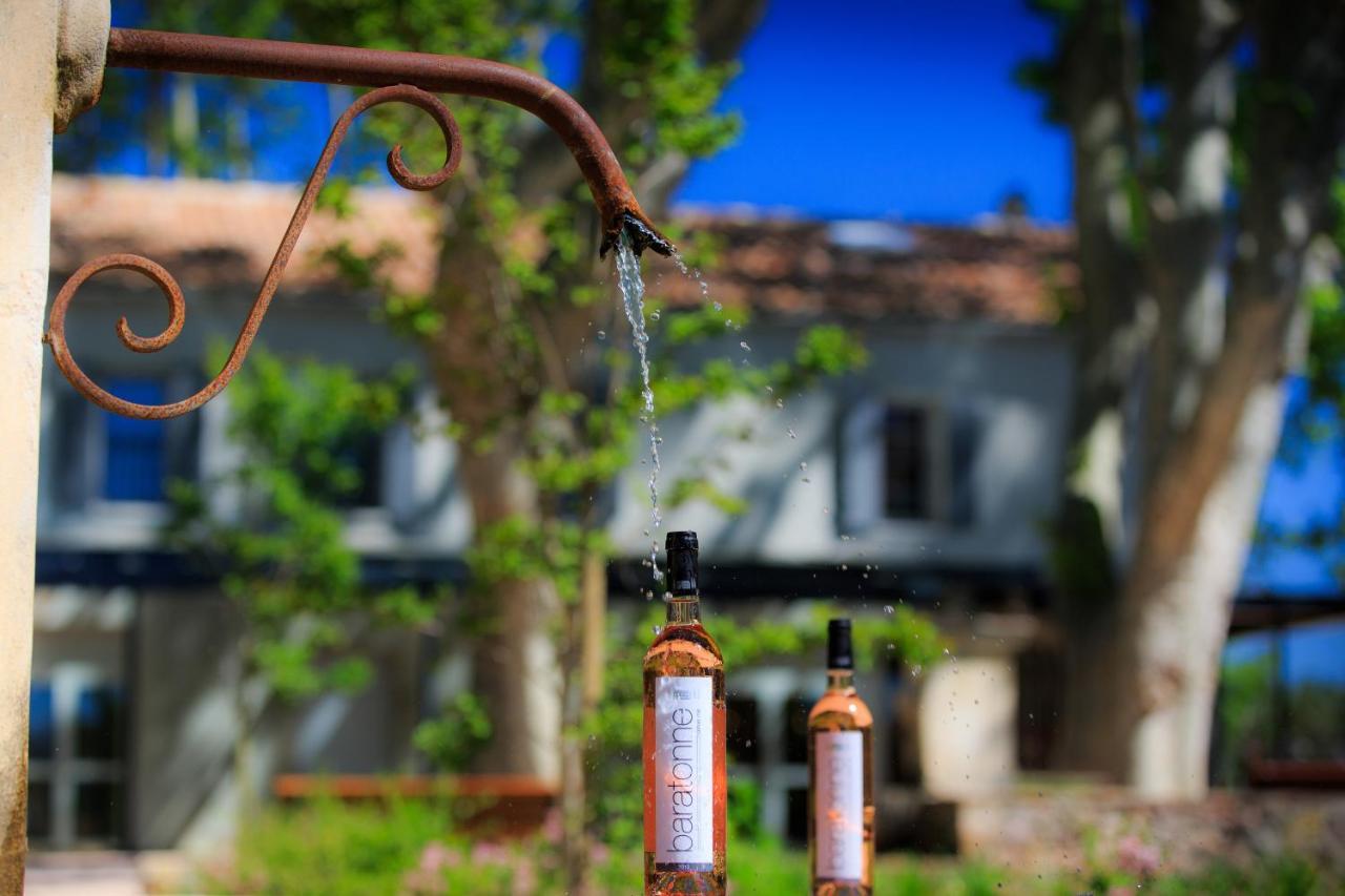 مبيت وإفطار لا غارد Domaine De La Baratonne المظهر الخارجي الصورة